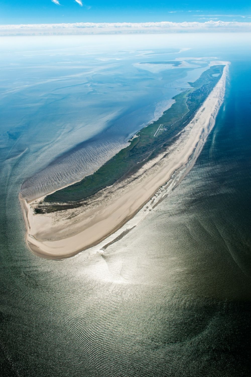 Juist from the bird's eye view: Beach landscape on the Island of Juist in the state Lower Saxony