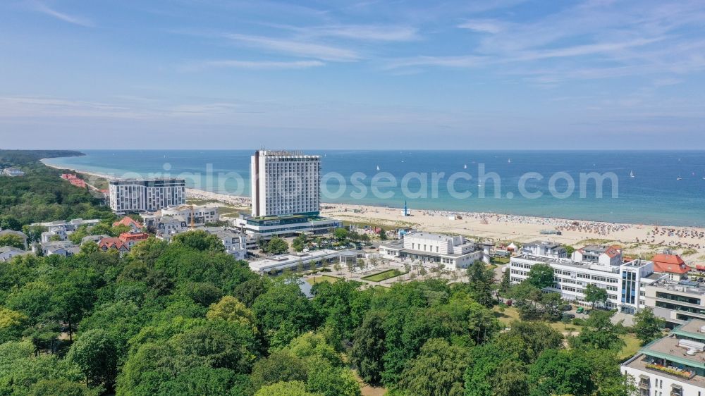Aerial photograph Rostock - Beach landscape along the of Baltic Sea in the district Warnemuende in Rostock in the state Mecklenburg - Western Pomerania, Germany