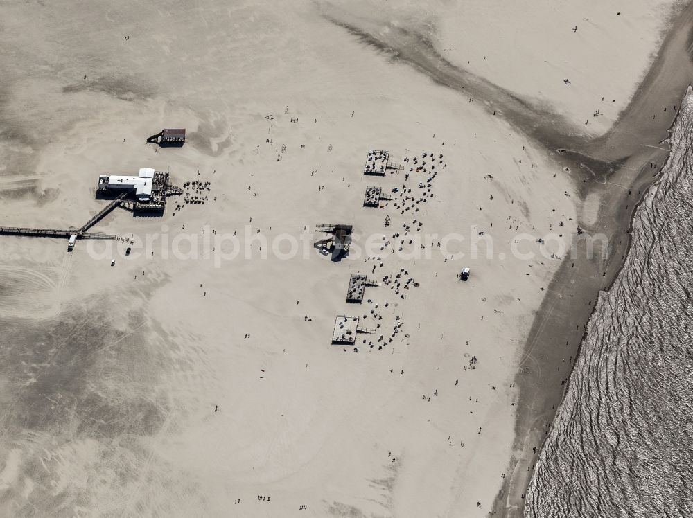 Aerial image Sankt Peter-Ording - Sand and beach landscape on the pier in the district Sankt Peter-Ording in Sankt Peter-Ording in the state Schleswig-Holstein