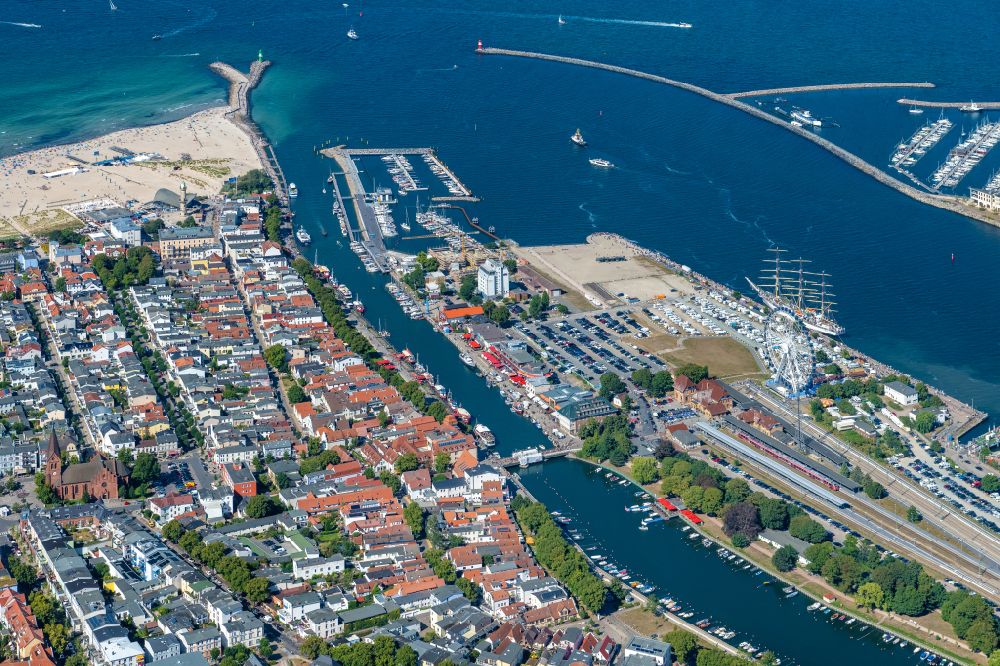 Aerial image Rostock - Sandy beach and village view of the Baltic Sea Warnemuende in Rostock in the state Mecklenburg-Vorpommern, Germany
