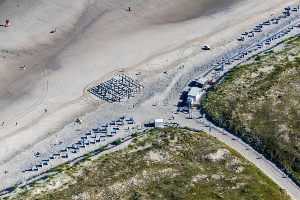 Aerial image Norderney - Sandy beach with beach chairs on the northern beach on the island of Norderney in the state of Lower Saxony, Germany