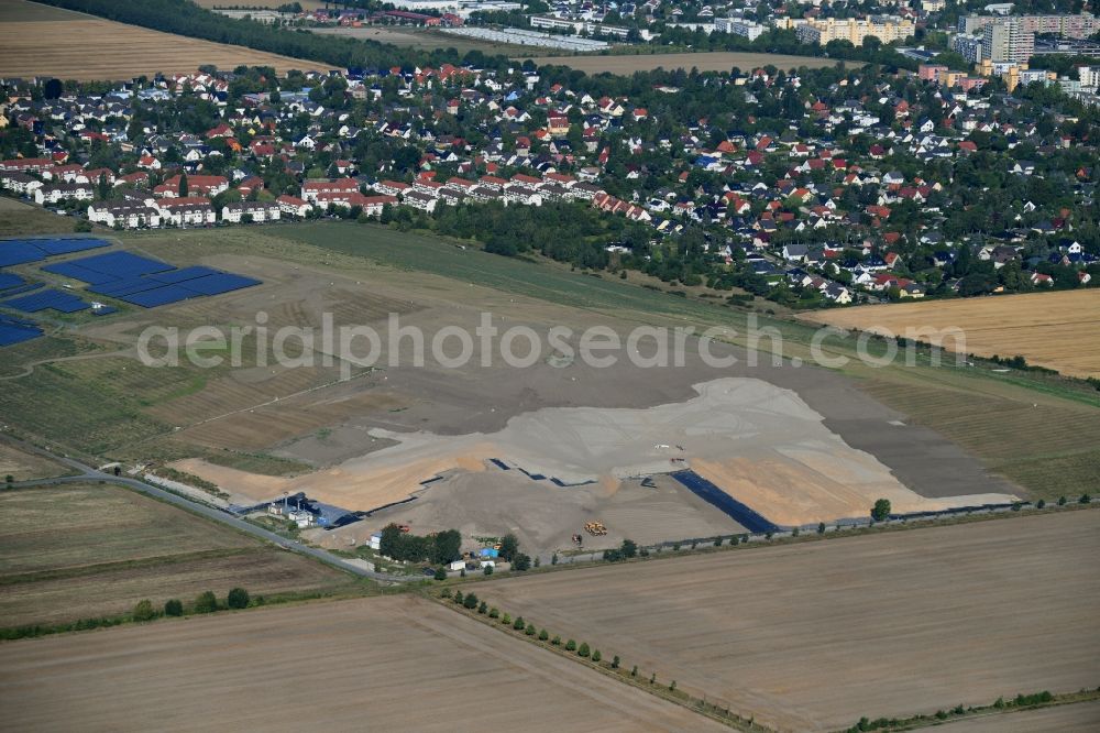 Aerial photograph Großziethen - Renovation, sealing and restoration work on the site of the refurbished landfill Deponie Grossziethen in Grossziethen in the state Brandenburg, Germany