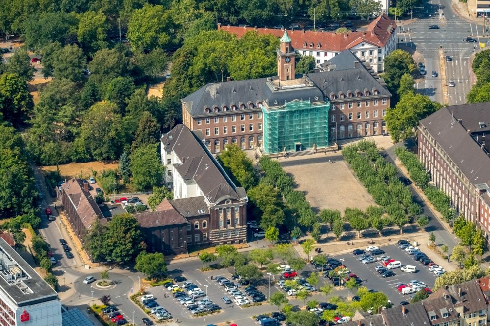 Aerial photograph Herne - Renovation of the listed facade on the building of the town hall of the city administration in Herne in the federal state of North Rhine-Westphalia, Germany