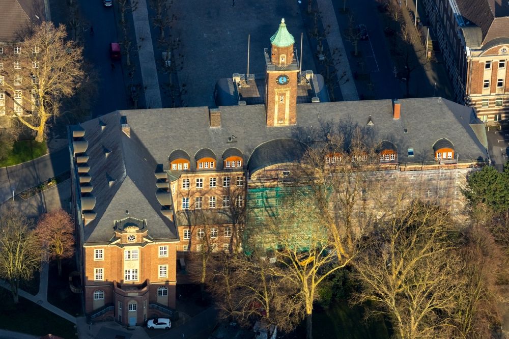 Aerial image Herne - Renovation of the listed facade on the building of the town hall of the city administration in Herne in the federal state of North Rhine-Westphalia, Germany