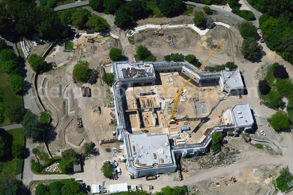 Aerial image Berlin - Construction site for reconstruction and modernization and renovation of a building Pachyderm house in the zoo on street Am Tierpark in the district Friedrichsfelde in Berlin, Germany