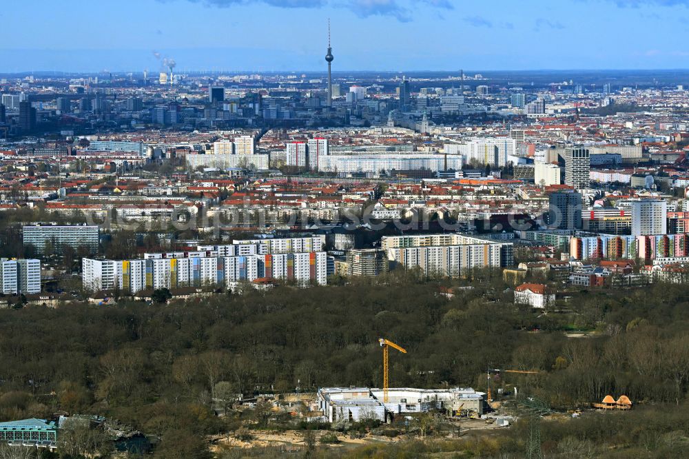 Aerial photograph Berlin - Construction site for reconstruction and modernization and renovation of a building Pachyderm house in the zoo on street Am Tierpark in the district Friedrichsfelde in Berlin, Germany