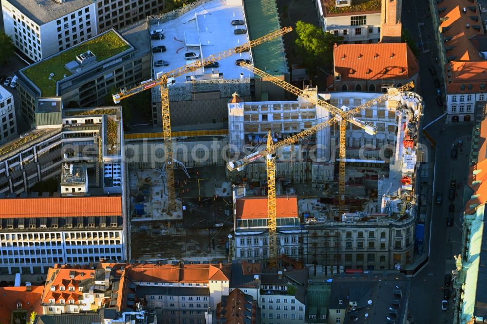 Aerial photograph München - Construction site for reconstruction and modernization and renovation of a building Kardinal-Faulhaber-Strasse - Prannerstrasse - Salvatorstrasse in the district Altstadt in Munich in the state Bavaria, Germany