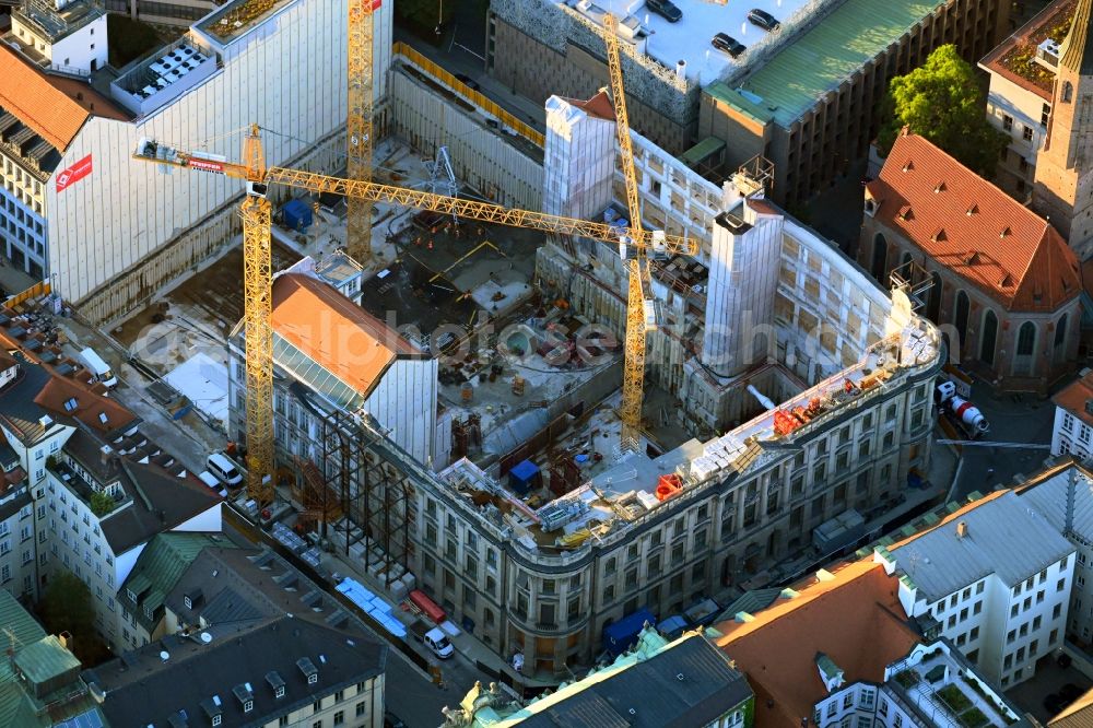 München from the bird's eye view: Construction site for reconstruction and modernization and renovation of a building Kardinal-Faulhaber-Strasse - Prannerstrasse - Salvatorstrasse in the district Altstadt in Munich in the state Bavaria, Germany