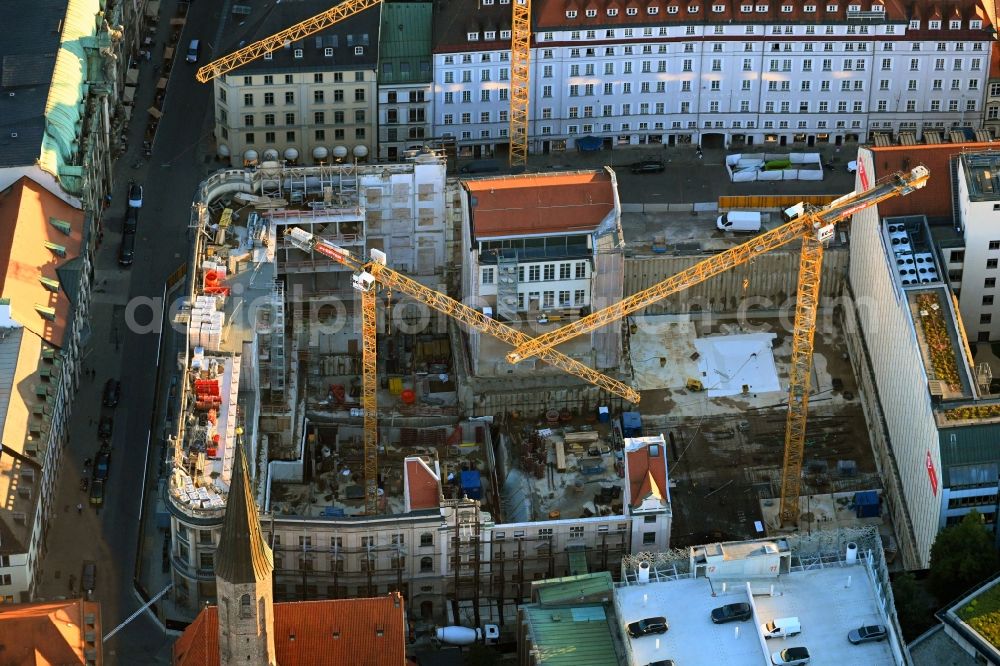 München from the bird's eye view: Construction site for reconstruction and modernization and renovation of a building Kardinal-Faulhaber-Strasse - Prannerstrasse - Salvatorstrasse in the district Altstadt in Munich in the state Bavaria, Germany