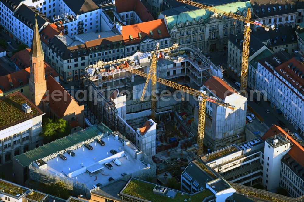 Aerial image München - Construction site for reconstruction and modernization and renovation of a building Kardinal-Faulhaber-Strasse - Prannerstrasse - Salvatorstrasse in the district Altstadt in Munich in the state Bavaria, Germany