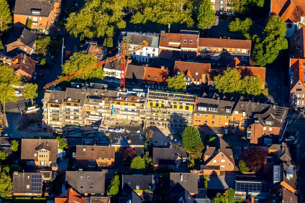 Münster from above - Construction site for reconstruction and modernization and renovation of a building of residential and commercial buildings of the Handorfer Mitte on Handorfer Strasse in the district Handorf in Muenster in the state North Rhine-Westphalia, Germany