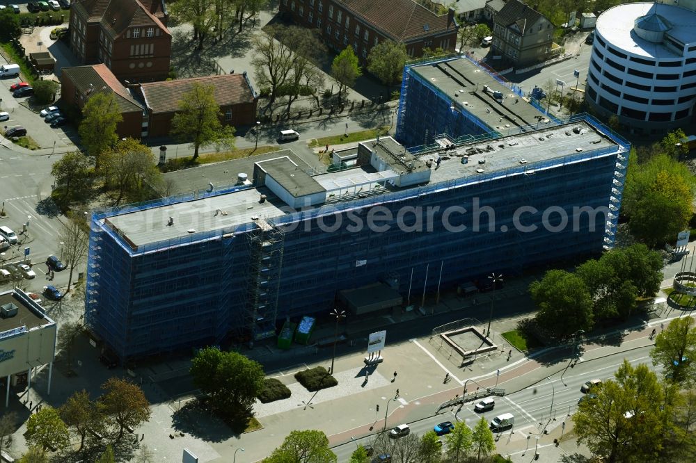 Aerial photograph Neubrandenburg - Construction site for the redevelopment of the city of the city administration on Friedrich-Engels-Ring in Neubrandenburg in the state Mecklenburg-Western Pomerania, Germany
