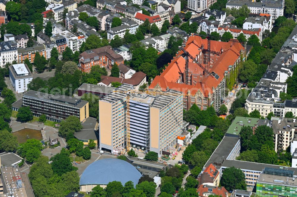 Aerial image Hamburg - High-rise building of the university Philosophenturm on Von-Melle-Park in the district Rotherbaum in Hamburg, Germany