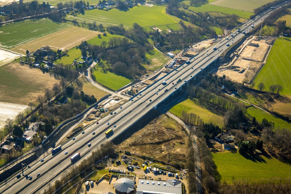 Unna from the bird's eye view: Construction site for the rehabilitation and repair of the motorway bridge construction Liedbachtalbruecke of BAB A1 in the district Massener Heide in Unna at Ruhrgebiet in the state North Rhine-Westphalia, Germany