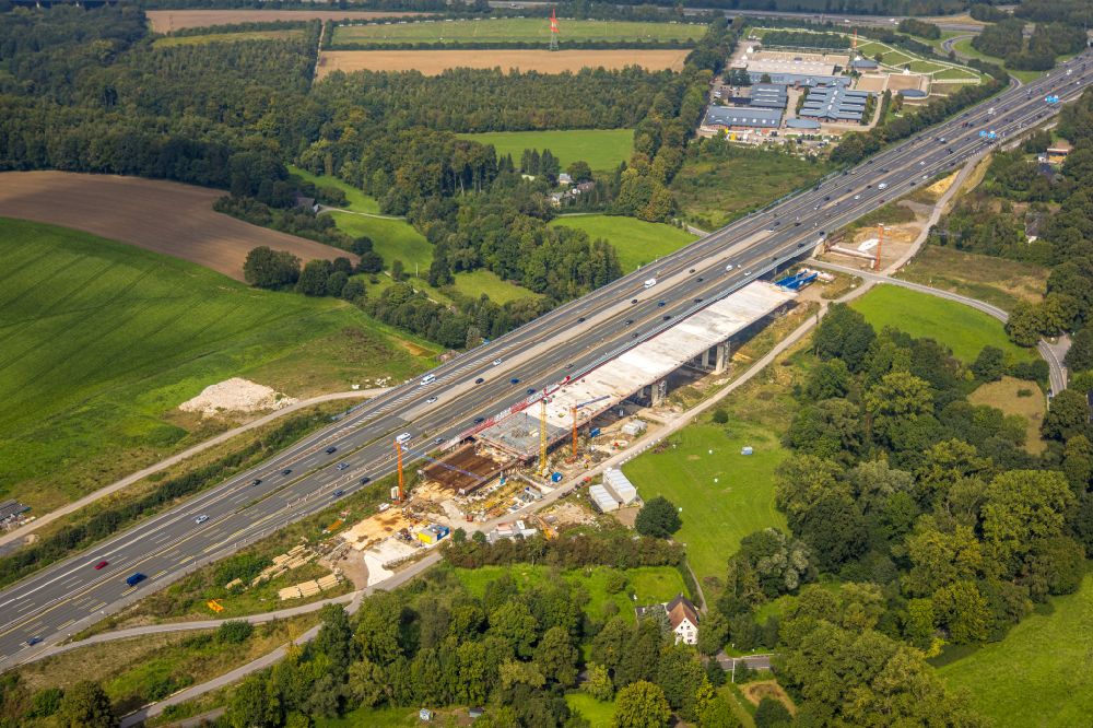 Unna from the bird's eye view: Construction site for the rehabilitation and repair of the motorway bridge construction Liedbachtalbruecke of BAB A1 in the district Massener Heide in Unna at Ruhrgebiet in the state North Rhine-Westphalia, Germany