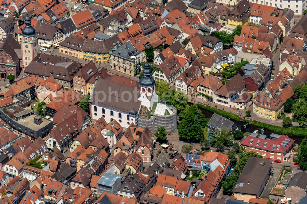 Aerial image Ettlingen - Church building of the cathedral in the old town in Ettlingen in the state Baden-Wuerttemberg, Germany