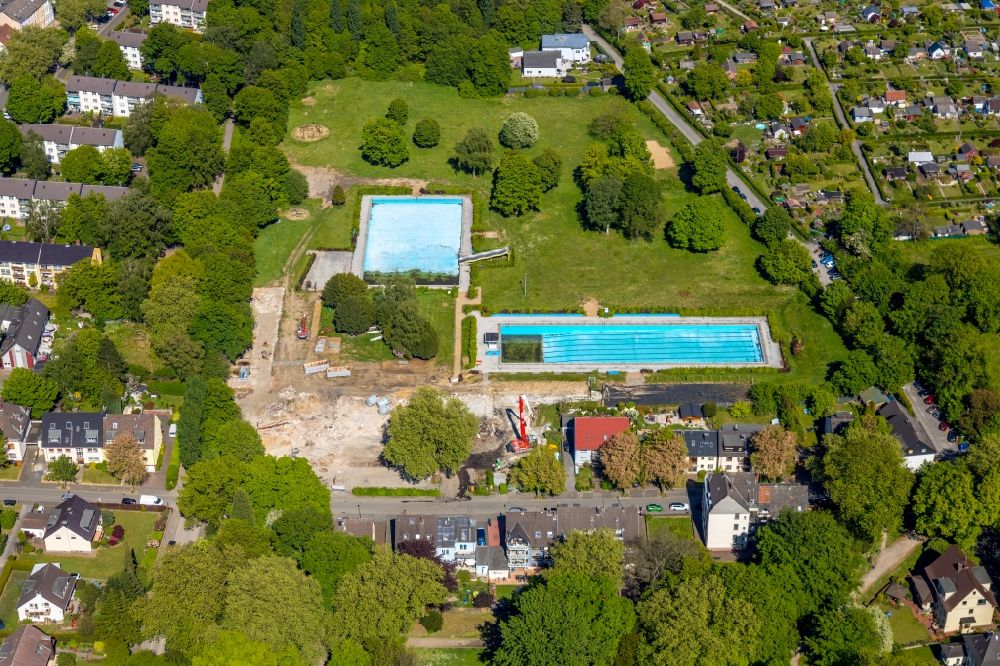 Bochum from above - Refurbishment and new construction of the buildings and swimming pool of the WasserWelten Bochum Werne on Bramheide in the district Werne in Bochum in the state North Rhine-Westphalia, Germany