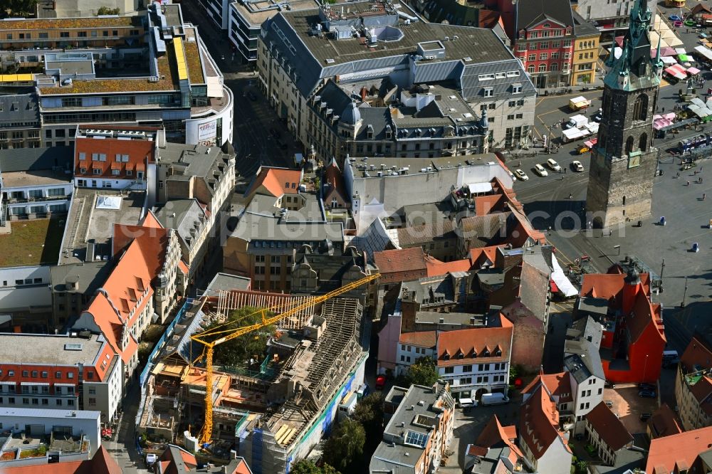 Aerial photograph Halle (Saale) - Construction site Tourist attraction of the historic monument of the former polyclinic - medical center on Kleine Klausstrasse in the district Altstadt in Halle (Saale) in the state Saxony-Anhalt, Germany