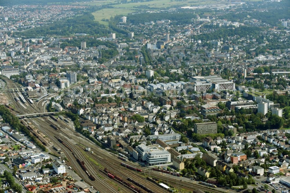 Aerial photograph Gießen - Railway track and overhead wiring harness in the route network of the Deutsche Bahn in Giessen in the state Hesse, Germany
