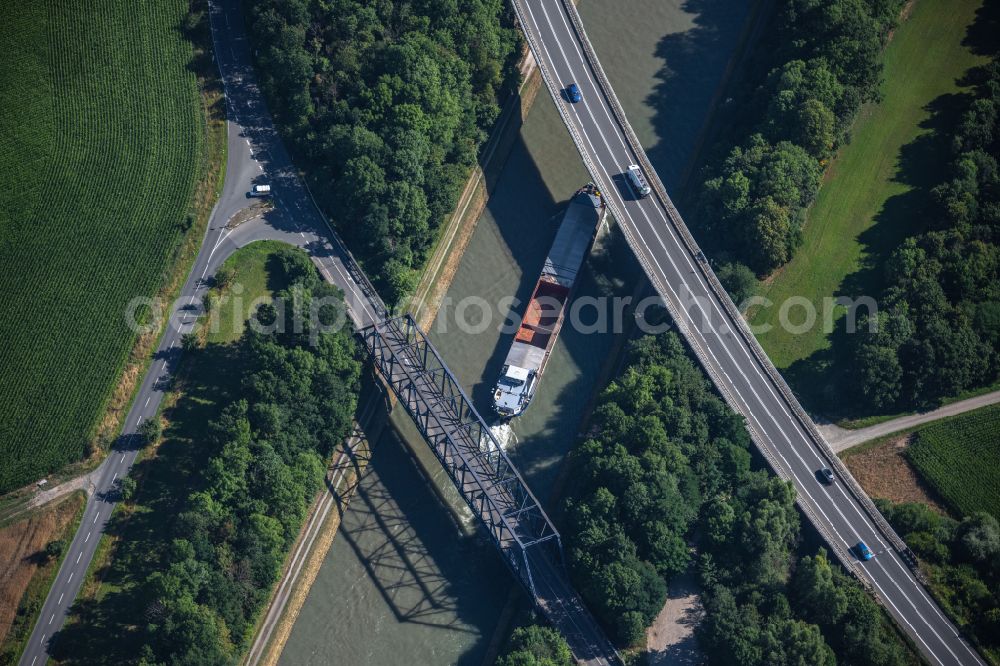 Aerial photograph Braunschweig - Ships and barge trains inland waterway transport in driving on the waterway of the river Mittellandkanal in Brunswick in the state Lower Saxony, Germany