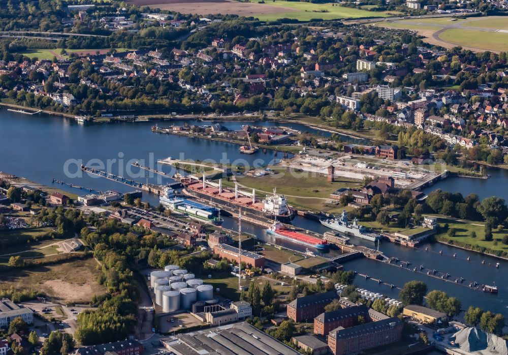 Aerial image Kiel - Locks in the North Baltic Sea Canal on Maklerstrasse in Kiel in the state Schleswig-Holstein, Germany