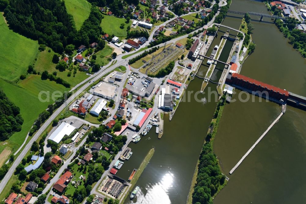 Passau from the bird's eye view: Locks - plants on the banks of the waterway of the Danube in the district Maierhof in Passau in the state Bavaria, Germany