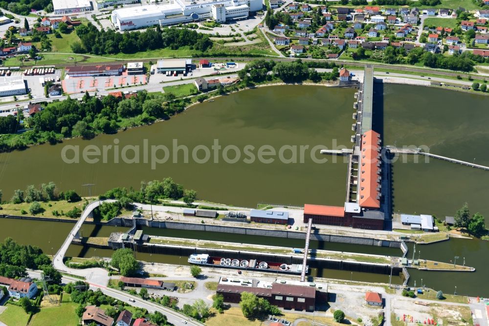 Aerial image Passau - Locks - plants on the banks of the waterway of the Danube in the district Maierhof in Passau in the state Bavaria, Germany
