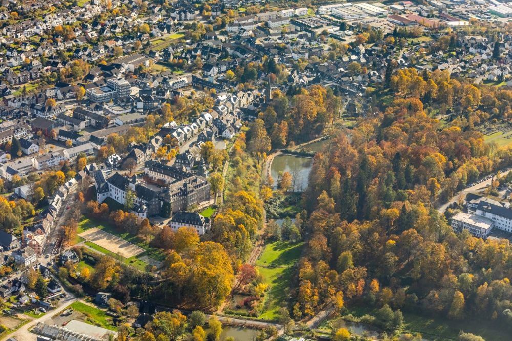 Bad Berleburg from the bird's eye view: Castle Berleburg in Bad Berleburg in the county district Siegen-Wittgenstein in the state of North Rhine-Westphali. The castle is now owned by the family Sayn-Wittgenstein-Berleburg and is used as a museum