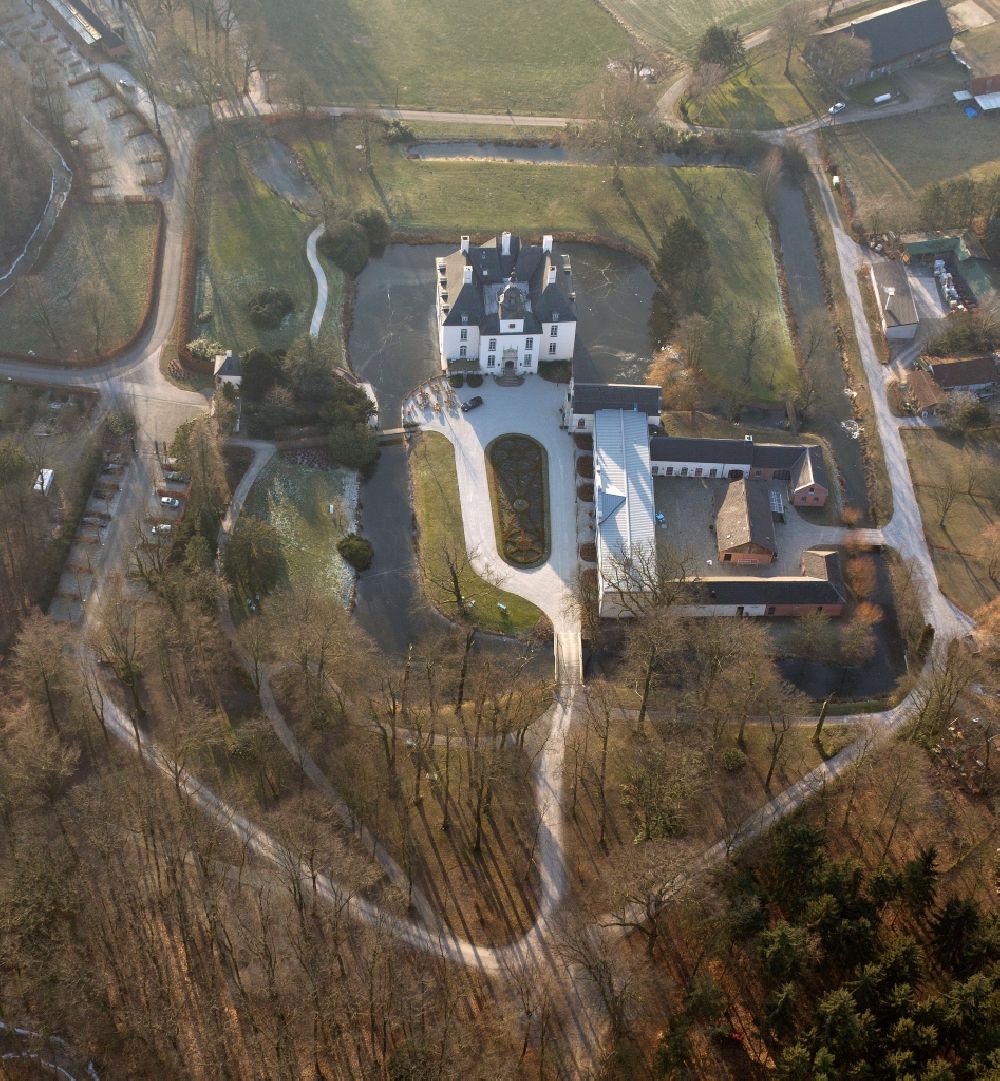 Aerial image Hünxe - View of the castle Gartrop in Huenxe in the state of North Rhine-Westphalia
