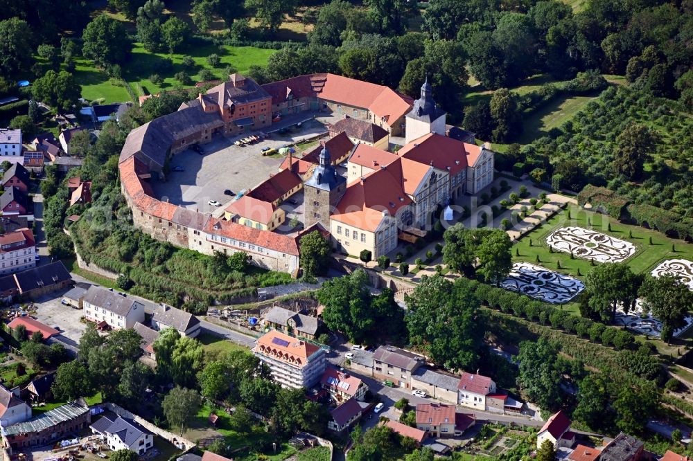 Aerial image Haldensleben - Building complex in the park of the castle Hundisburg in Haldensleben in the state Saxony-Anhalt, Germany
