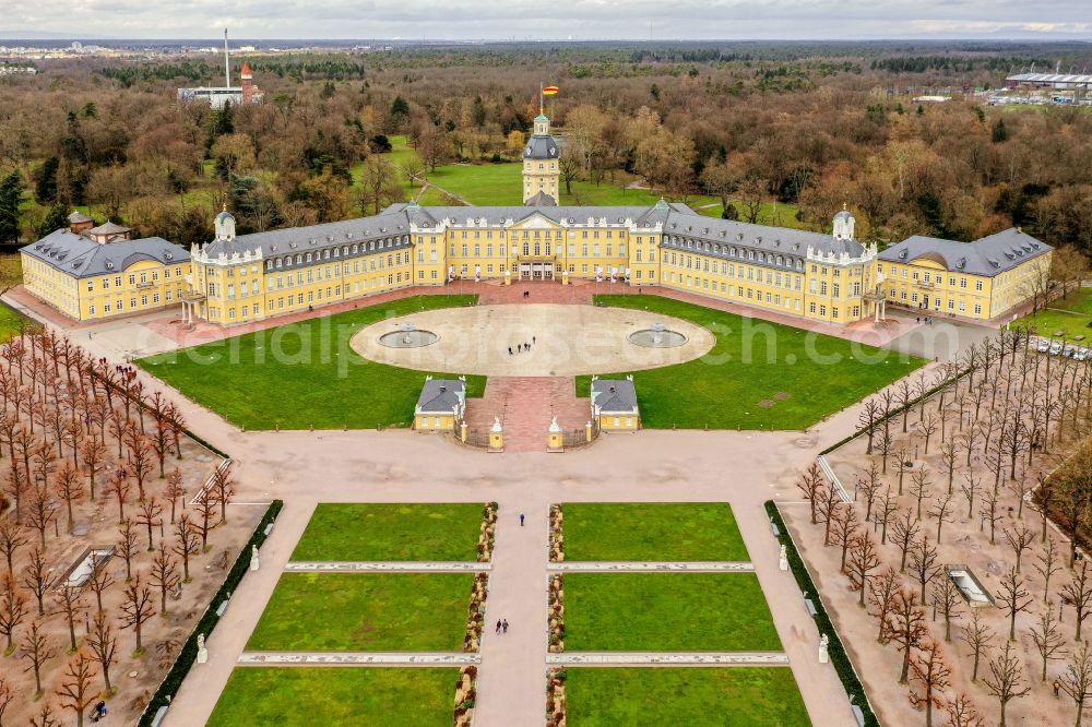 Aerial photograph Karlsruhe - Grounds and park at the castle of Karlsruhe in Baden-Wuerttemberg