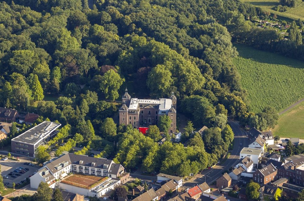 Aerial image Willich - Neersen Castle in Willich in North Rhine-Westphalia