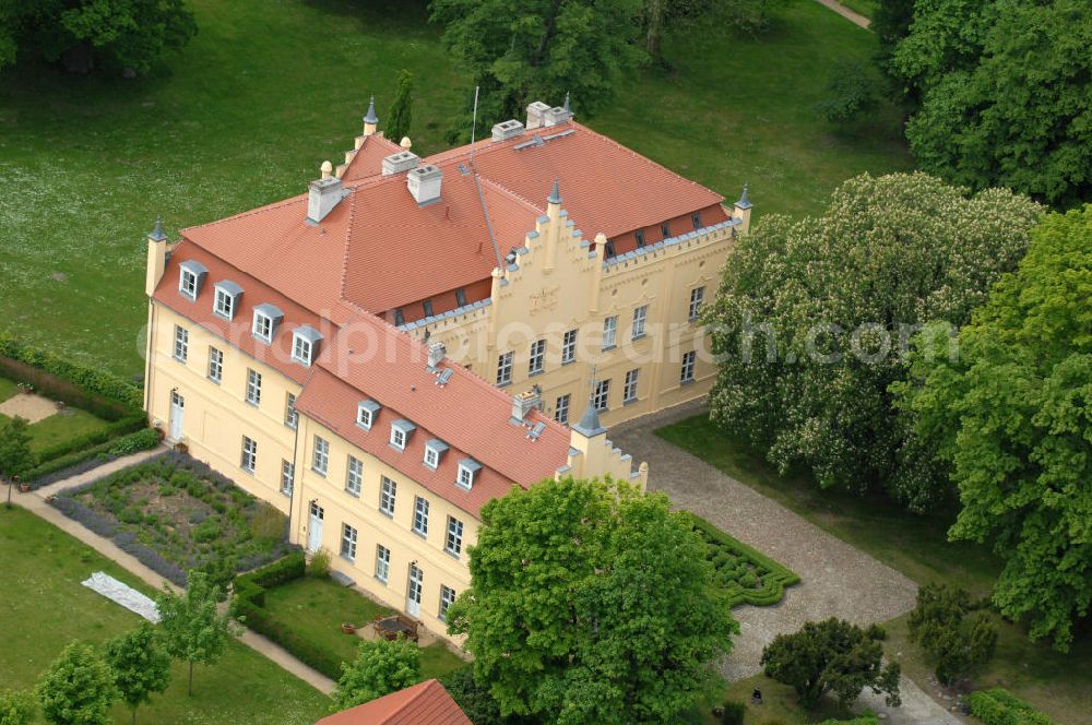 Aerial photograph Nennhausen - Castle resp. mansion Nennhausen in Brandenburg