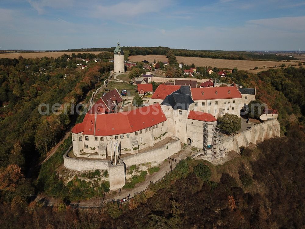 Aerial photograph Freyburg (Unstrut) - Neuenburg castle and the keep Dicker Wilhelm Unstrut at Freyburg in Saxony-Anhalt