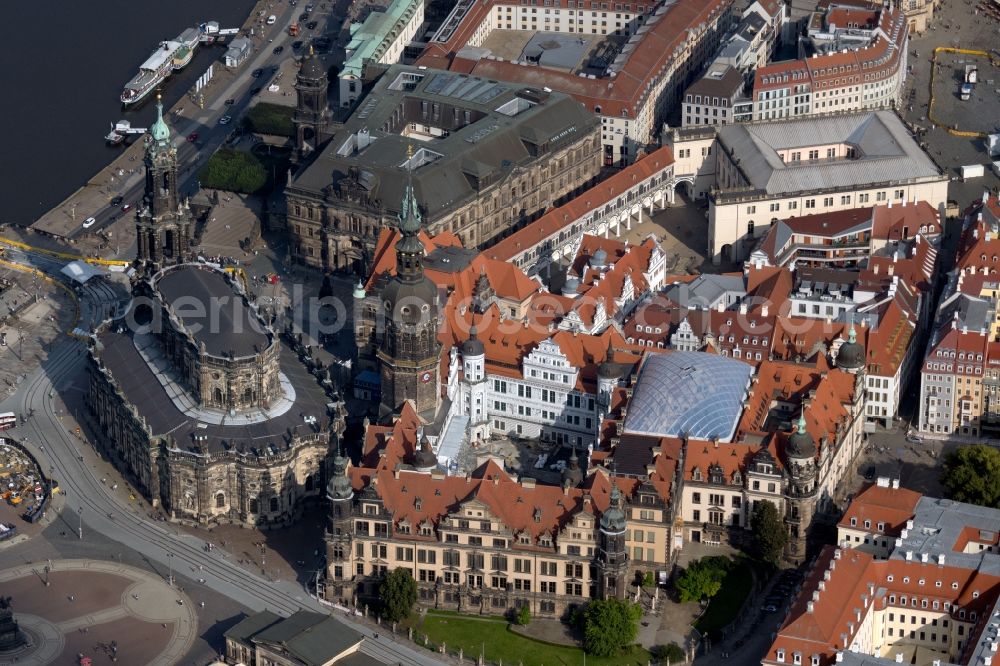 Dresden from the bird's eye view: Palace Residenzschloss Dresden on Taschenberg in Dresden in the state Saxony, Germany