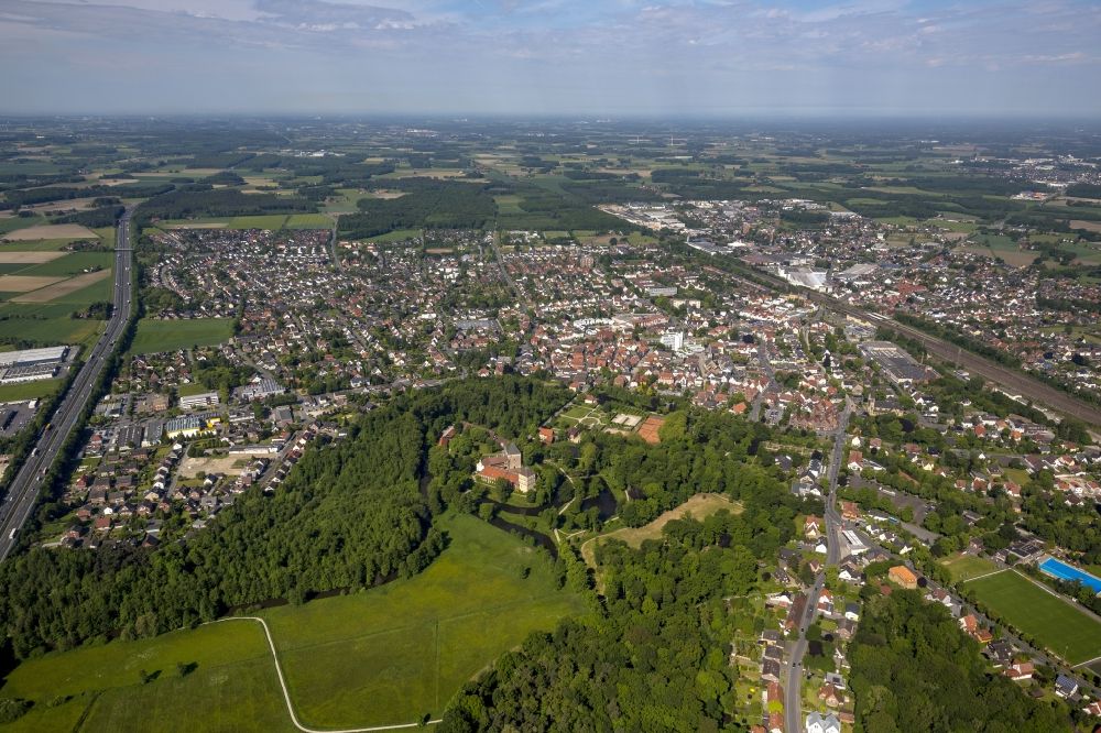 Rheda-Wiedenbrück from above - Rheda Castle with the castle grounds in Rheda-Wiedenbrueck in the state North Rhine-Westphalia. Until today the moated castle is used as a Wolfgang Gerbere residence. Foto: Hans Blossey