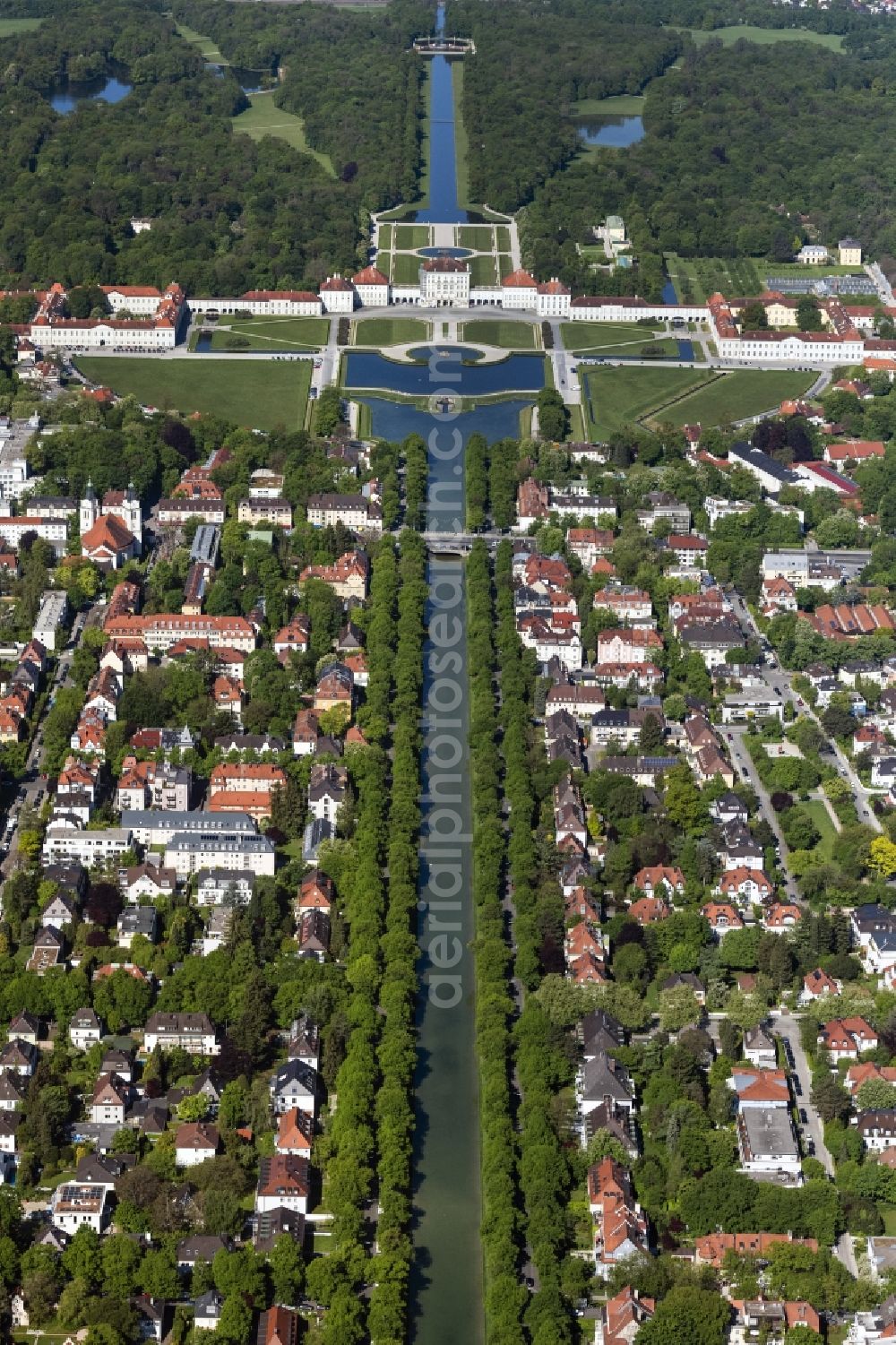 München from above - Building and Castle Park Castle Nymphenburg im Stadtteil Neuhausen-Nymphenburg in Munich in the state Bavaria