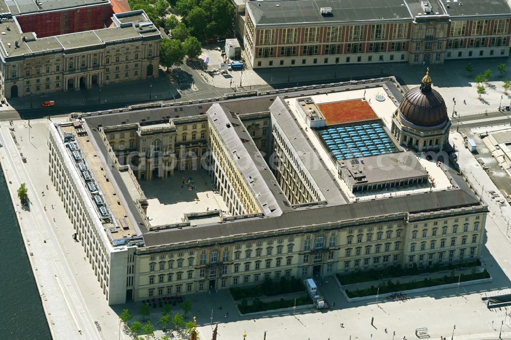 Aerial image Berlin - Construction site for the new building the largest and most important cultural construction of the Federal Republic, the building of the Humboldt Forum in the form of the Berlin Palace