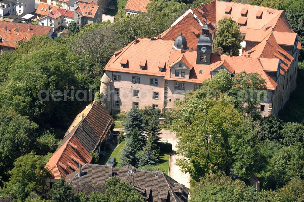 Aerial image Waltershausen - Blick auf das Schloss Tenneberg in 99880 Waltershausen. Museum Schloss Tenneberg, Tenneberg 1; Tel.: 0 36 22 / 6 91 70;