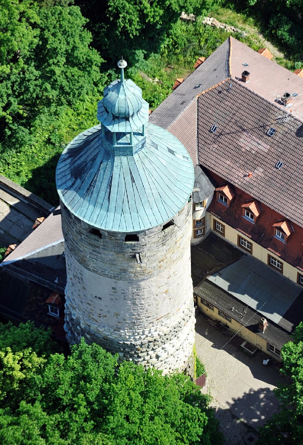 Tonndorf from above - Castle Tonndorf in the town of Tonndorf in Thuringia