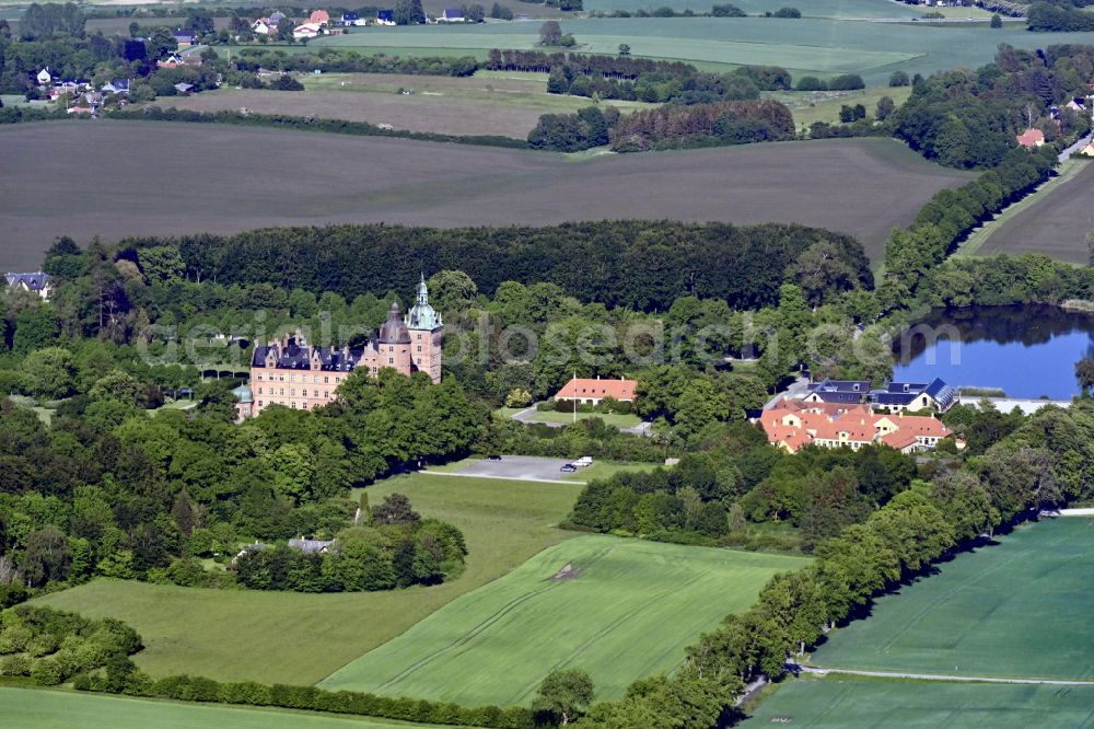 Köge from the bird's eye view: Building complex in the park of the castle Valloe in Koege in Region Sjaelland, Denmark