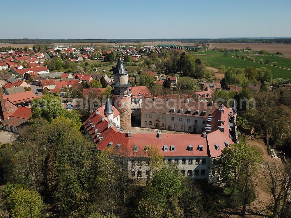 Aerial photograph Wiesenburg/Mark - Wiesenburg Castle in the High Flaeming in Brandenburg
