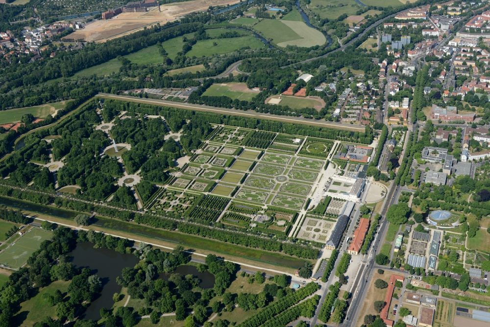 Aerial image Hannover - Building complex in the park of the castle Herrenhausen Alte Herrenhaeuser Strasse in Hannover in the state Lower Saxony