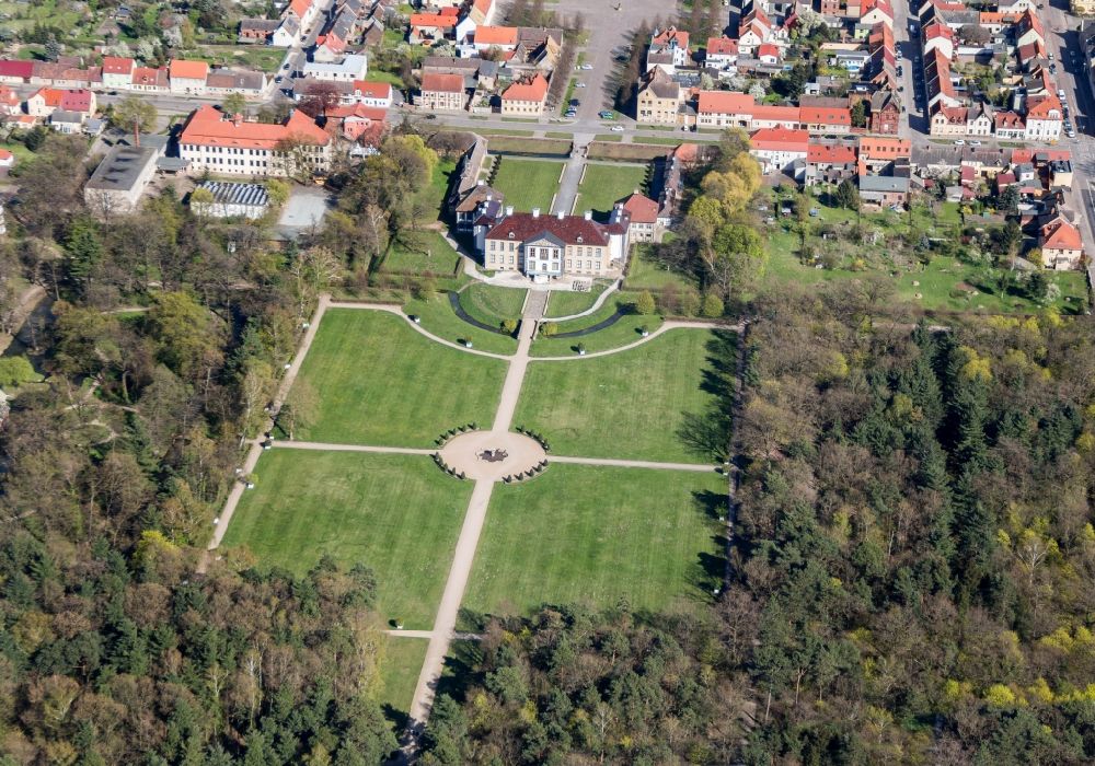 Oranienbaum-Wörlitz from the bird's eye view: Castle park at Oranienbaum Palace in Oranienbaum-Woerlitz in Saxony-Anhalt