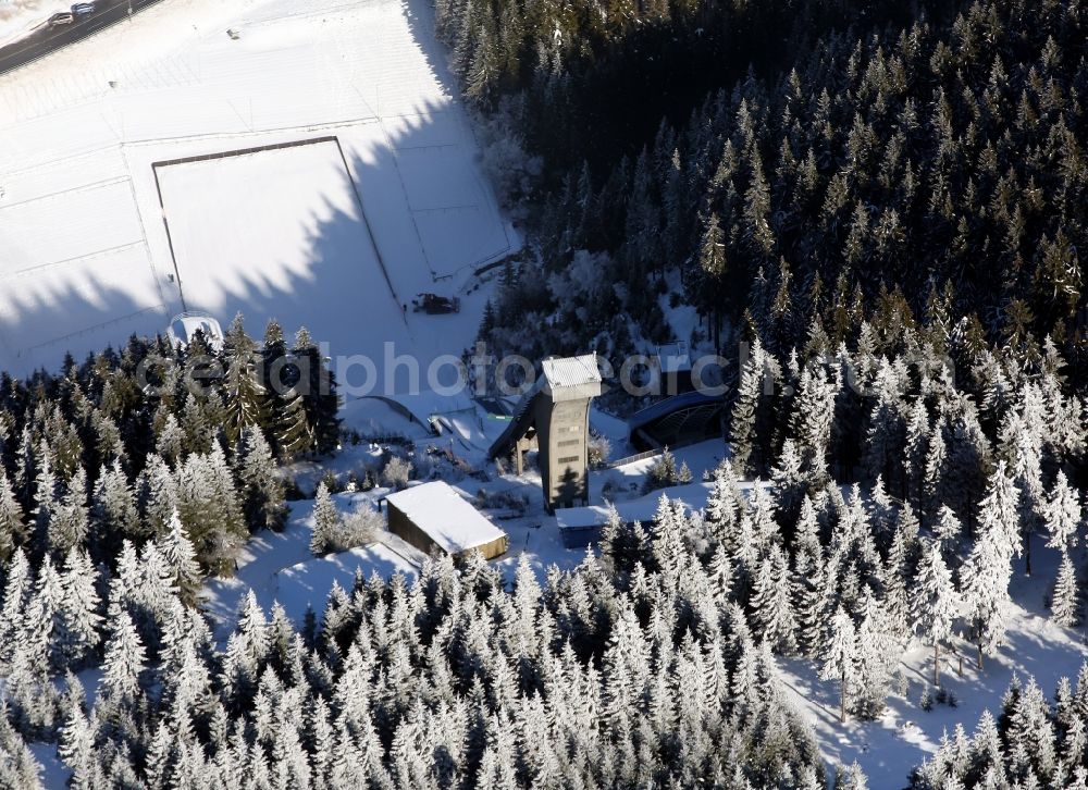 Aerial photograph Steinbach-Hallenberg - Snow-covered ski jumping facility Kanzlersgrund in Steinbach-Hallenberg in Thuringia