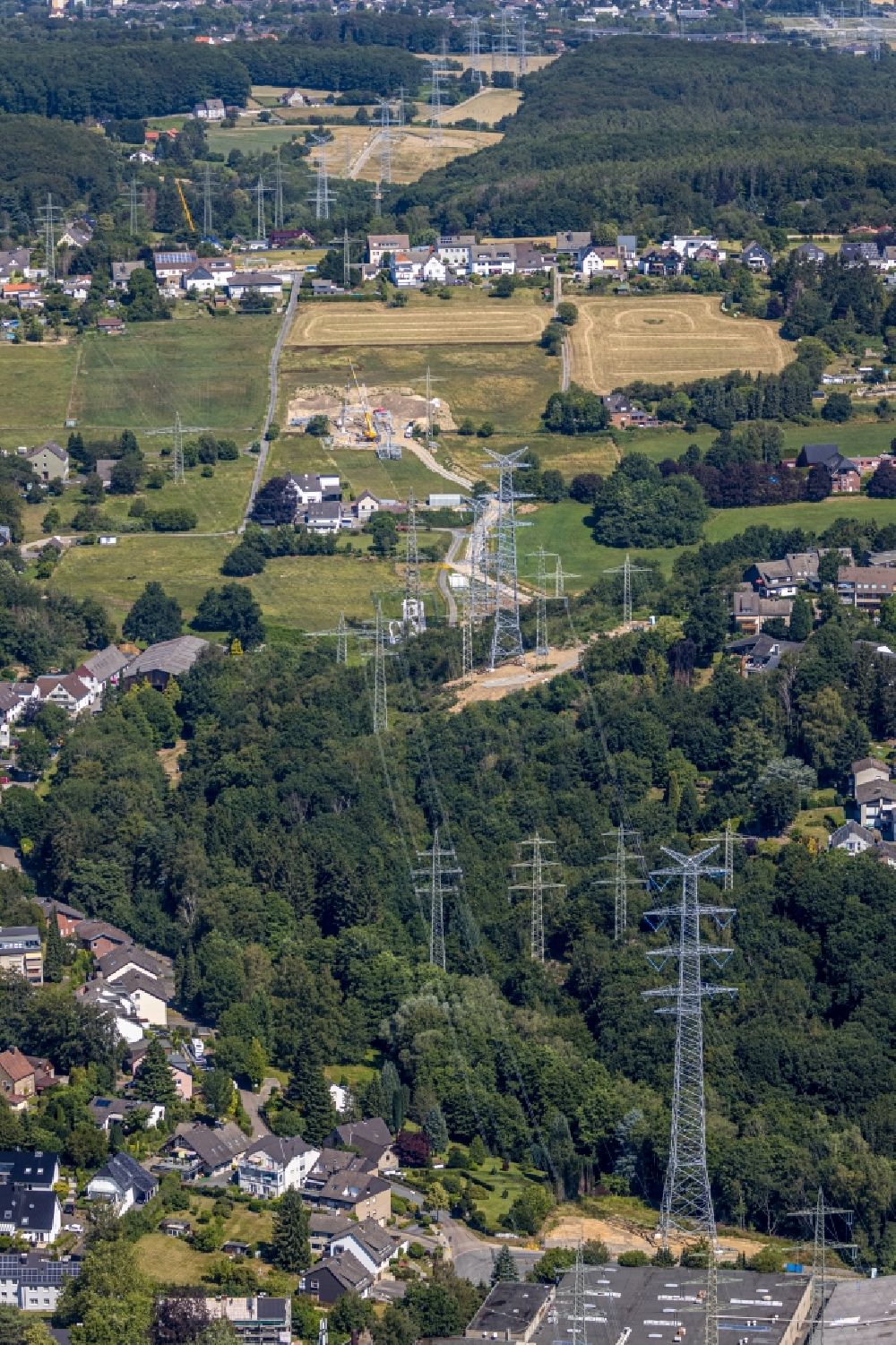 Aerial photograph Herdecke - Current route of the power lines and pylons in the district Ostende in Herdecke in the state North Rhine-Westphalia, Germany