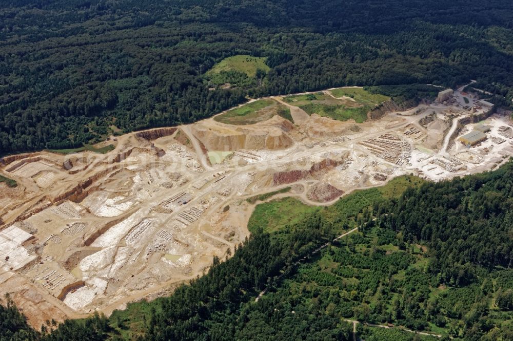 Aerial photograph Weißenburg in Bayern - The Weissenburg Quarry in the state Bavaria extracts Jura marble and creates gravel products