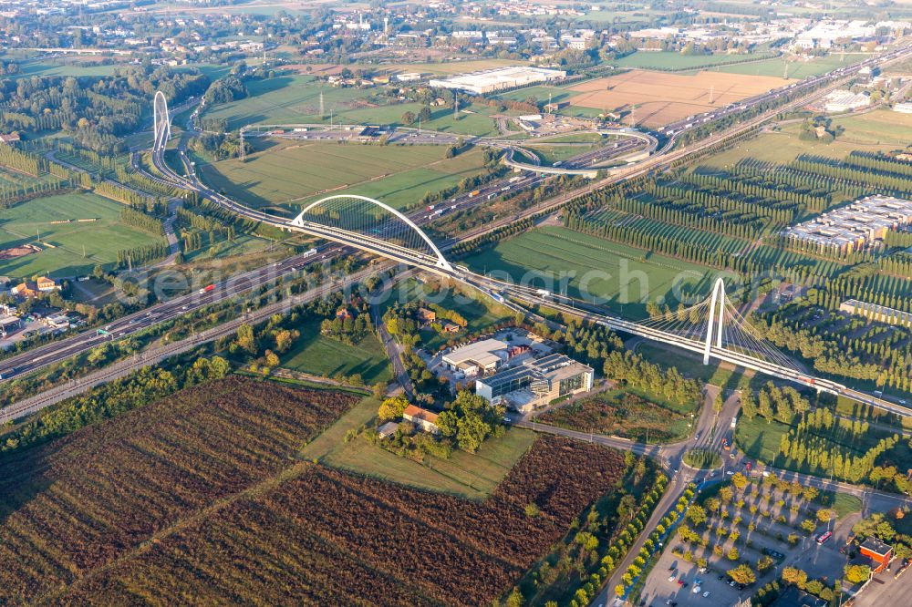 Reggio Emilia from the bird's eye view: Cable-stayed bridges Ponte Di Calatrava, Vela di Calatrava North and South crossing the Autostrada del Sole on street Autostrada del Sole in Reggio Emilia in Emilia-Romagna, Italy