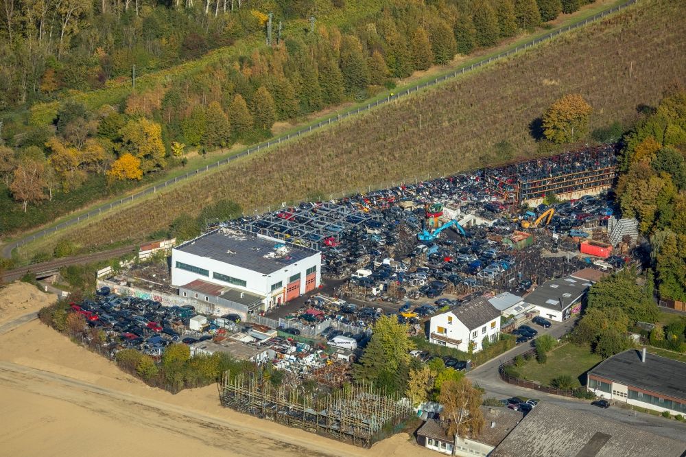 Unna from the bird's eye view: Scrapyard for recycling of cars cars and used vehicles with decomposition and aftermarket in Unna in the state North Rhine-Westphalia, Germany