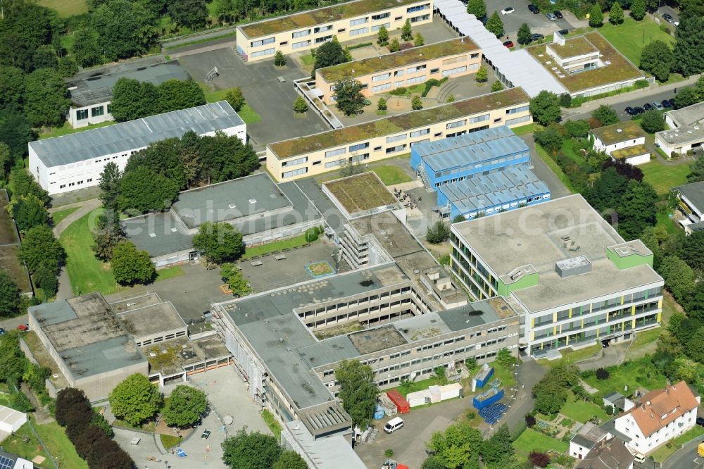 Aerial image Gießen - School building of the Alexanof-von-Humboldt-Schule and of Herofschule on Gleiberger Weg in Giessen in the state Hesse, Germany